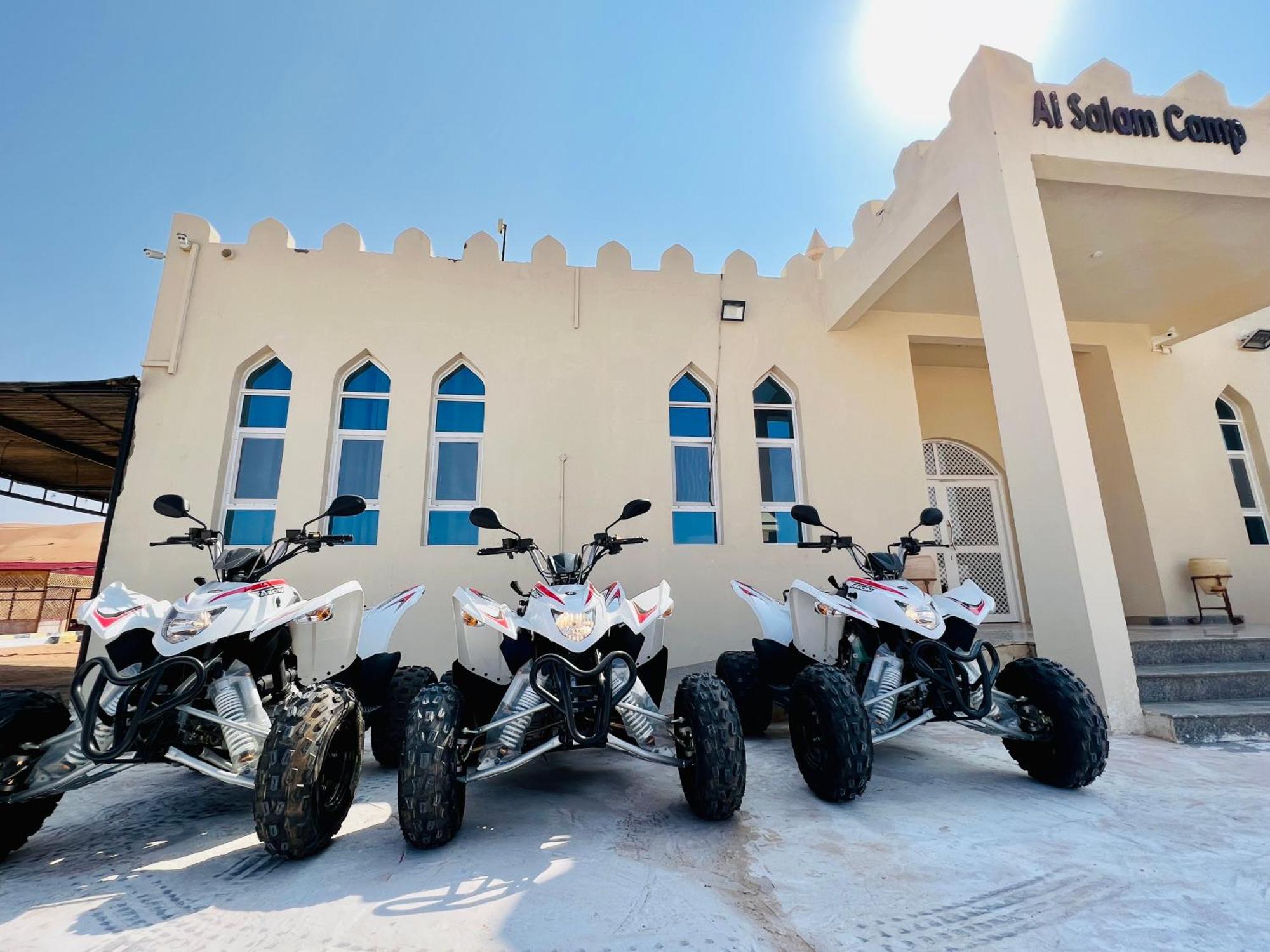 Hotel Al Salam Desert Camp Badīyah Extérieur photo